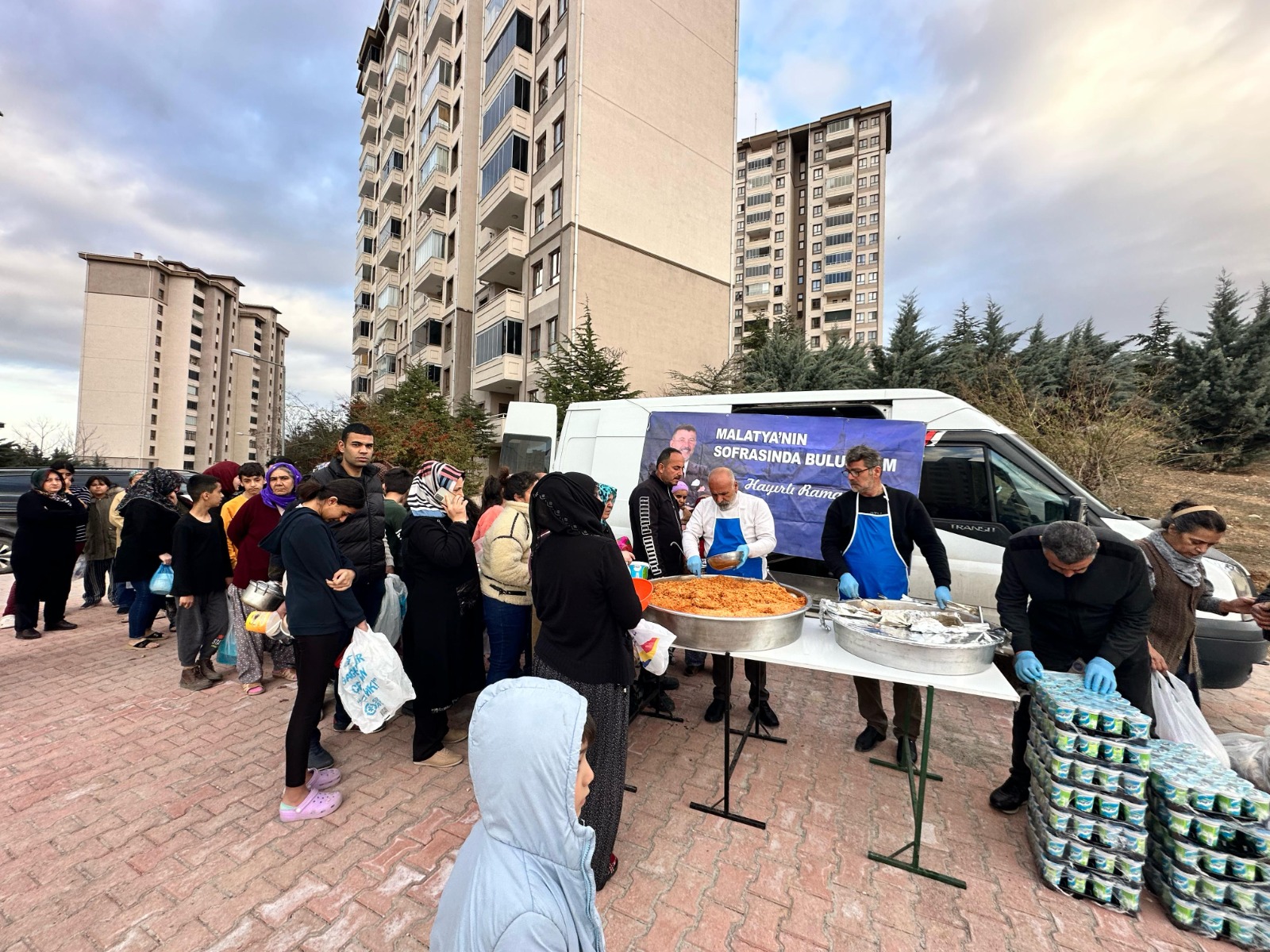 AĞBABA “BU ZOR GÜNLERİ DAYANIŞMAYLA AŞACAĞIZ”