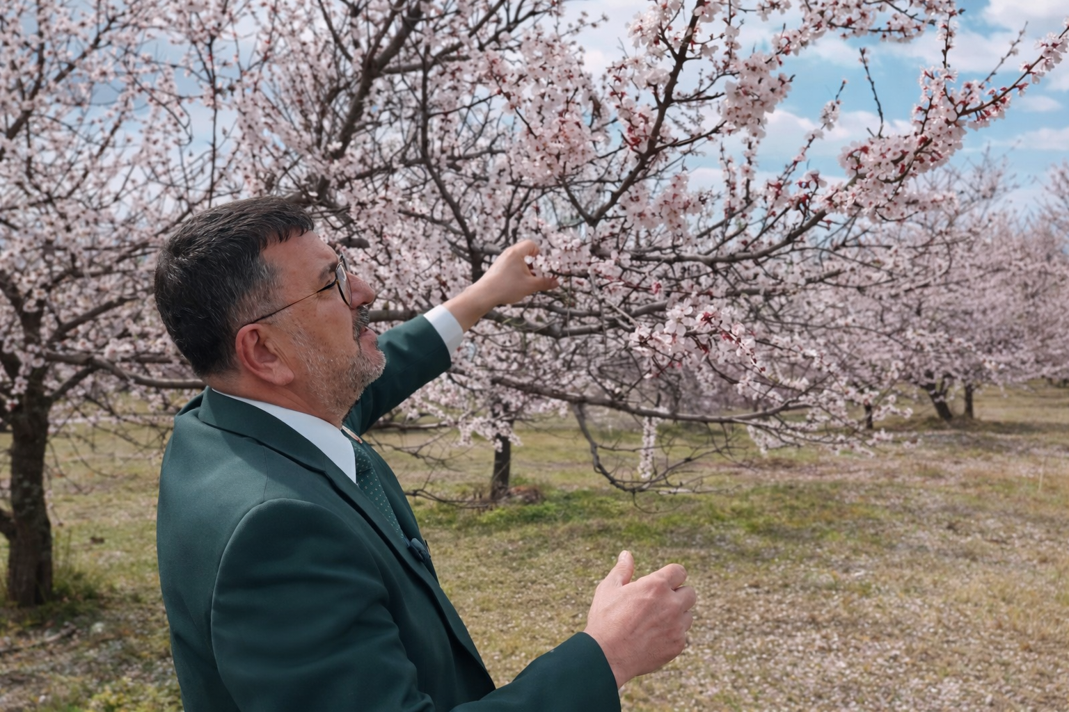 Ağbaba: “Malatya Gelinlik Giydi, Kayısı Çiçek Açtı”