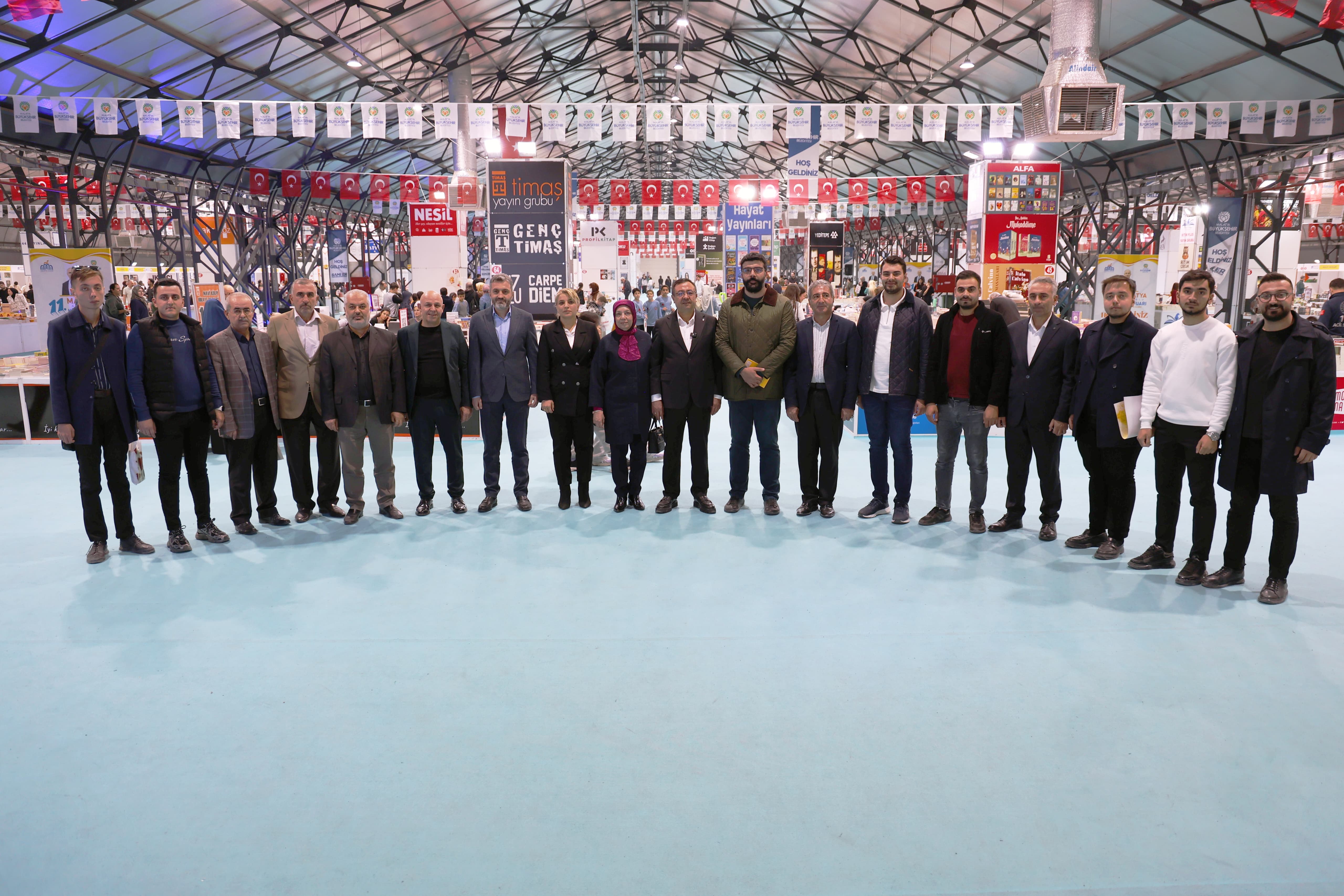 AK Parti İl Başkanı Ali Bakan 11. Malatya Anadolu Kitap Fuarı’nı Ziyaret Etti