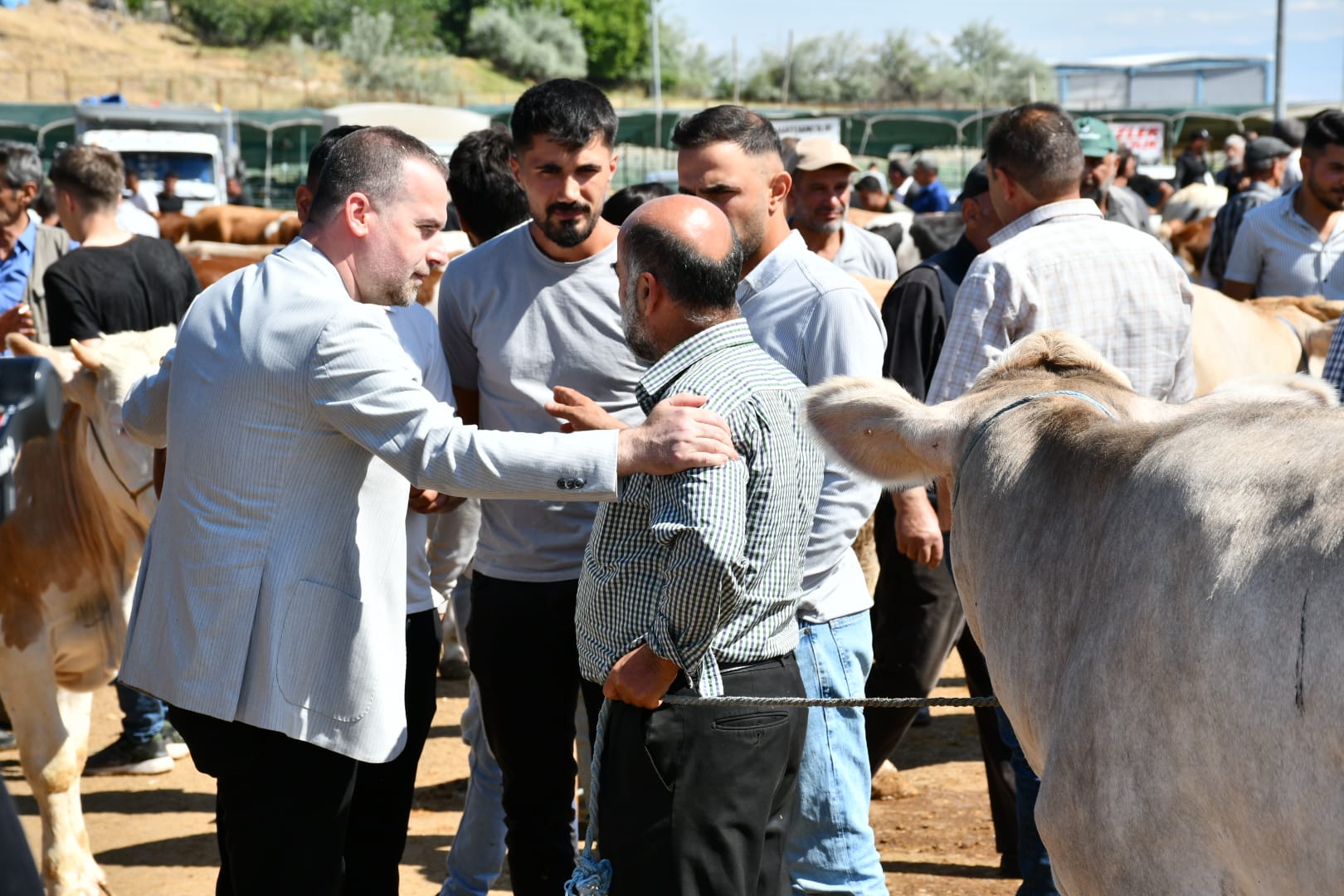 Başkan KARADEMİR: “Bayram, dayanışmanın gücüyle Malatya’da yeniden hissedilecek”