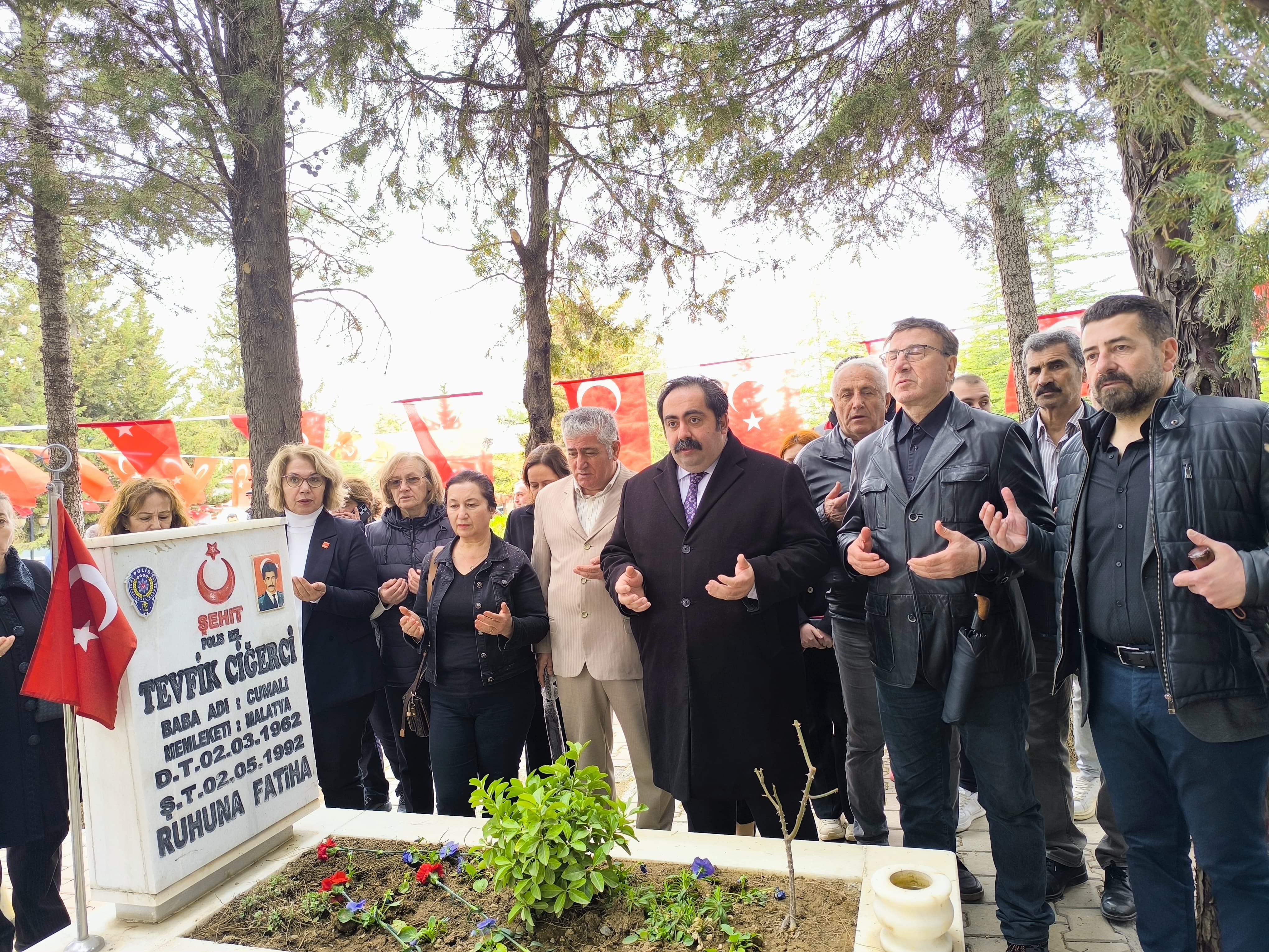 BAŞKAN YILDIZ; "ZAFER, TÜRKİYE CUMHURİYETİ’NİN KURULUŞUNUN YOLUNU AÇMIŞTIR."
