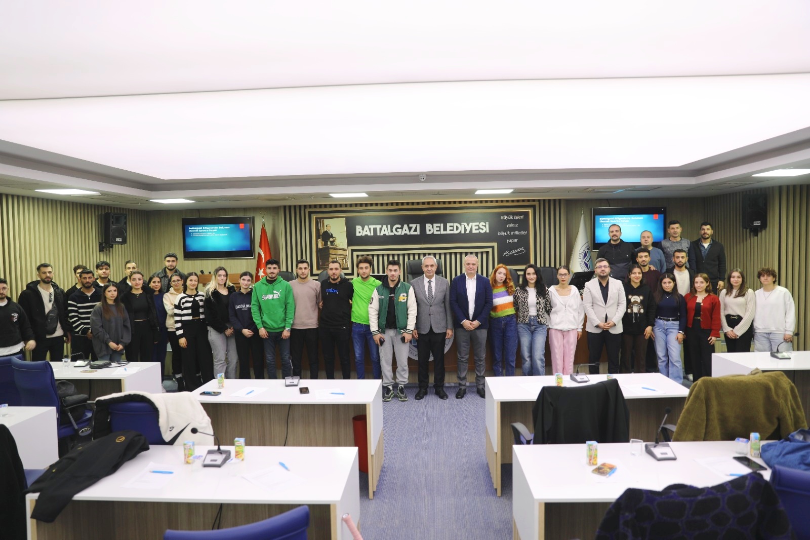 Battalgazi'de Gençlik Çalışmaları Öğrencilerle İstişare Edildi