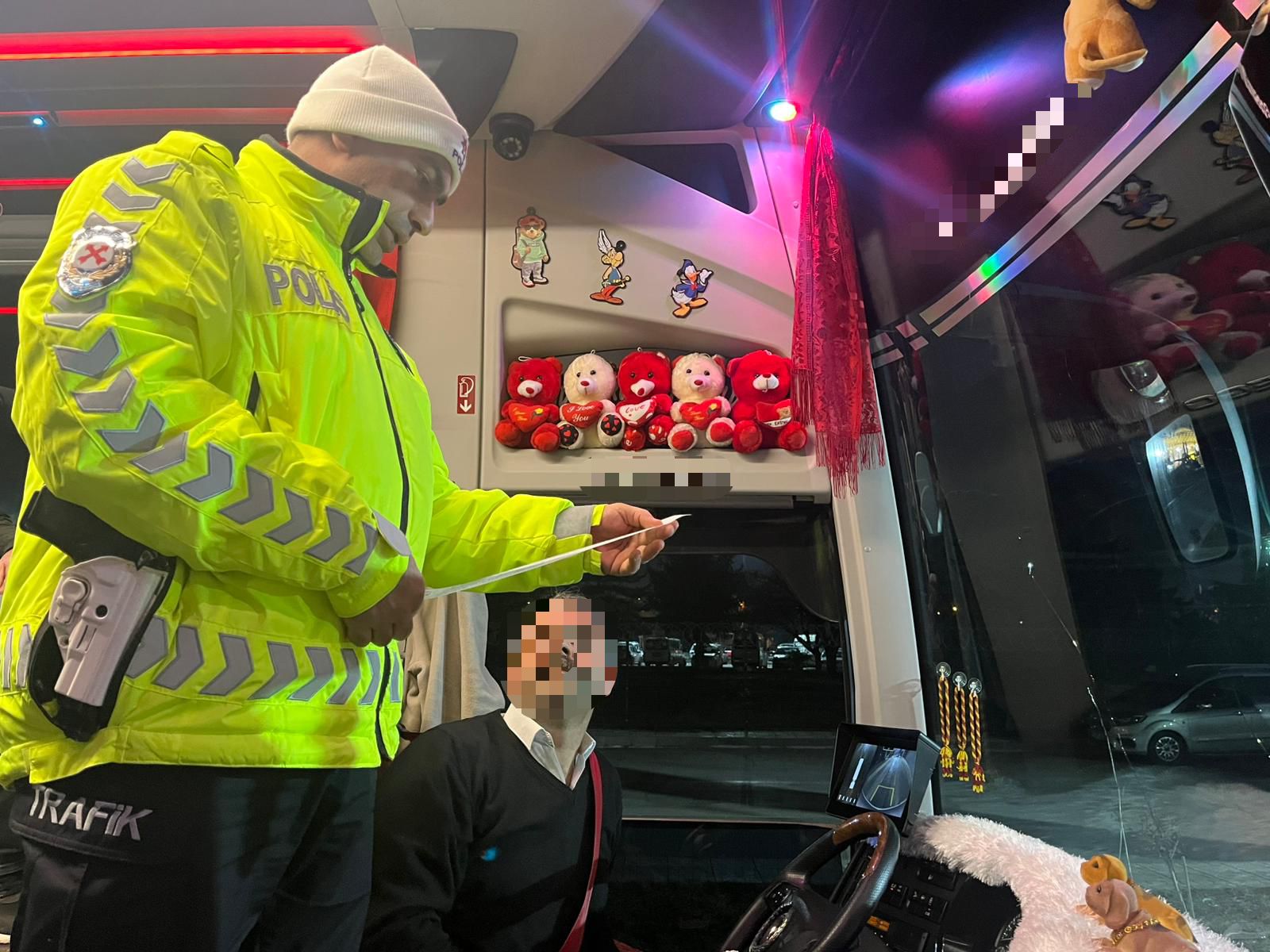 Emniyet Kemeri Hayata Bağlar: Kış Şartlarında Trafikte Hayat Önceliği