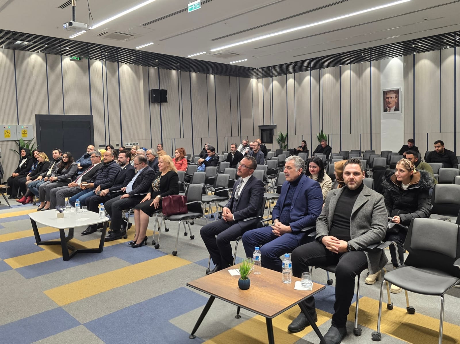 “Gelenekten Geleceğe; Aile ve Sivil Toplum” Konferansı