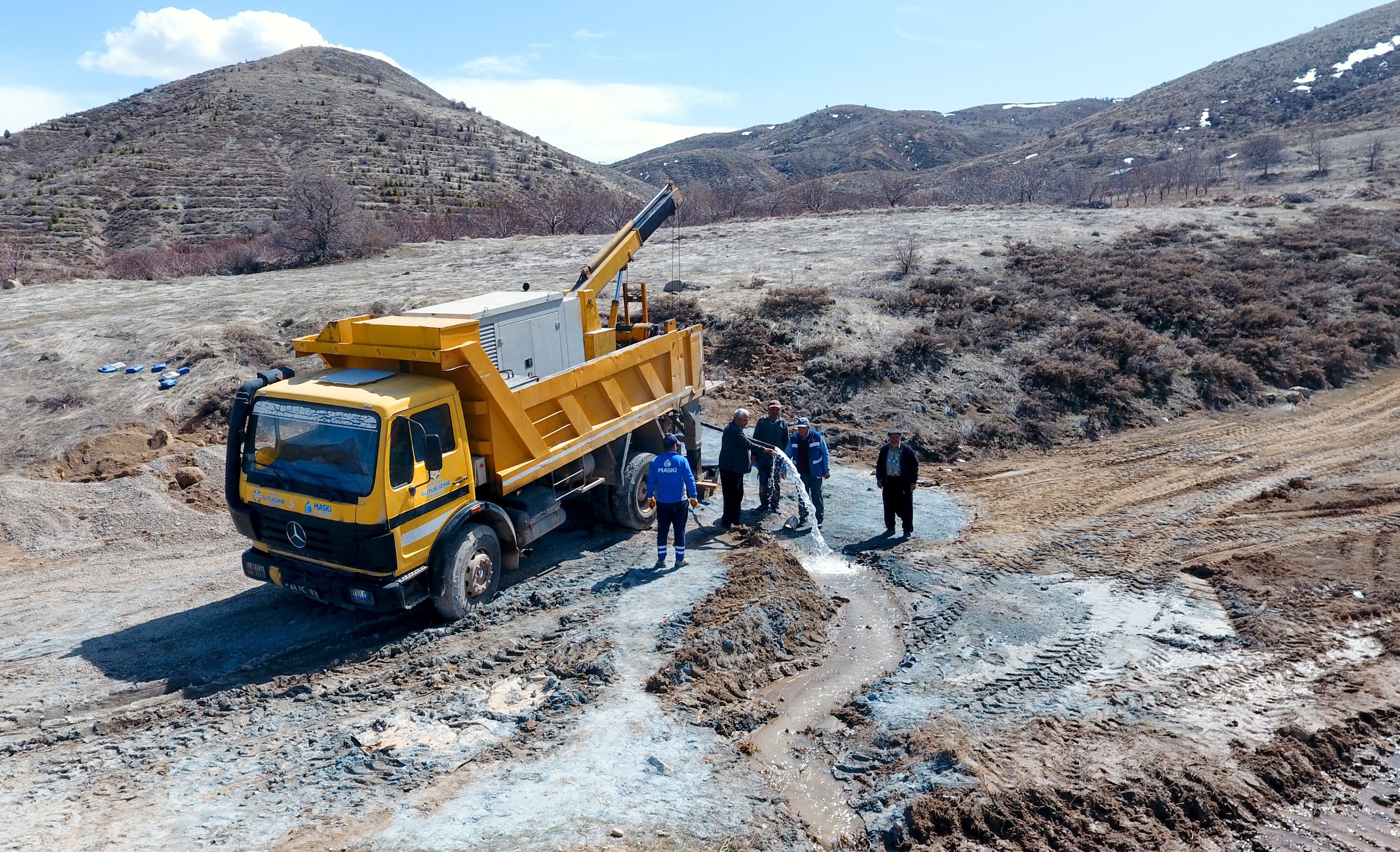 KULUNCAK KARAÇAYIR’IN SU SORUNUNA MASKİDEN  KALICI ÇÖZÜM