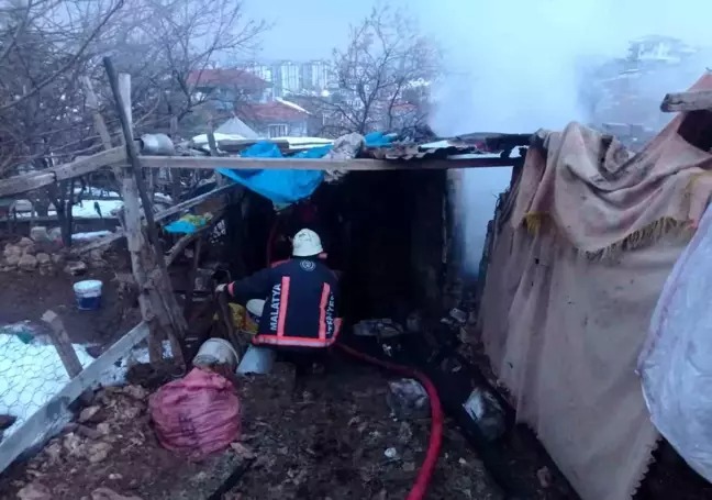 Malatya Yeşilyurt İlçesinde Ahır Yangını: 25 Küçükbaş Hayvan Telef Oldu
