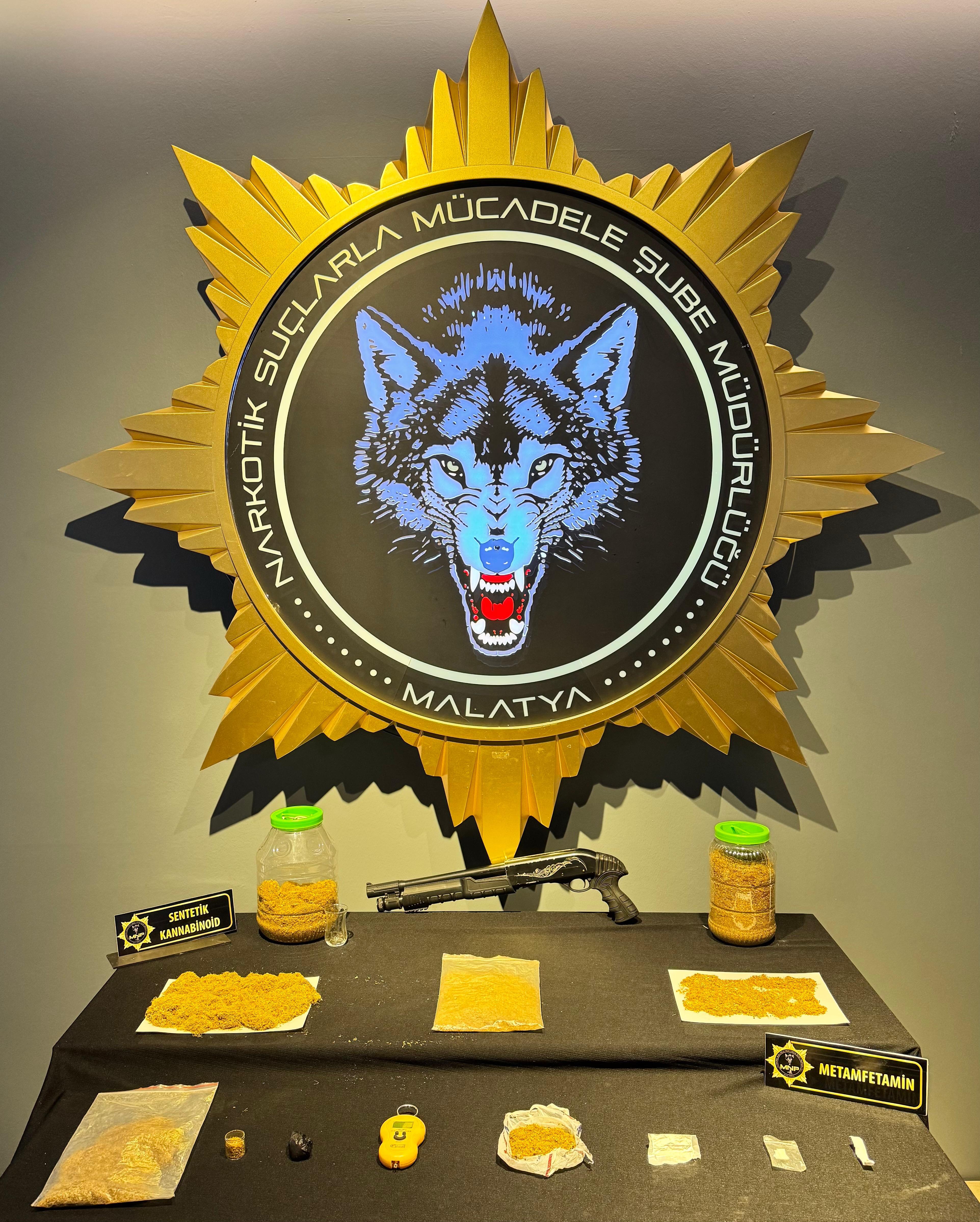 Malatya’da Narkotik Operasyonu: 1,5 Kilo Sentetik Kannabinoid Ele Geçirildi