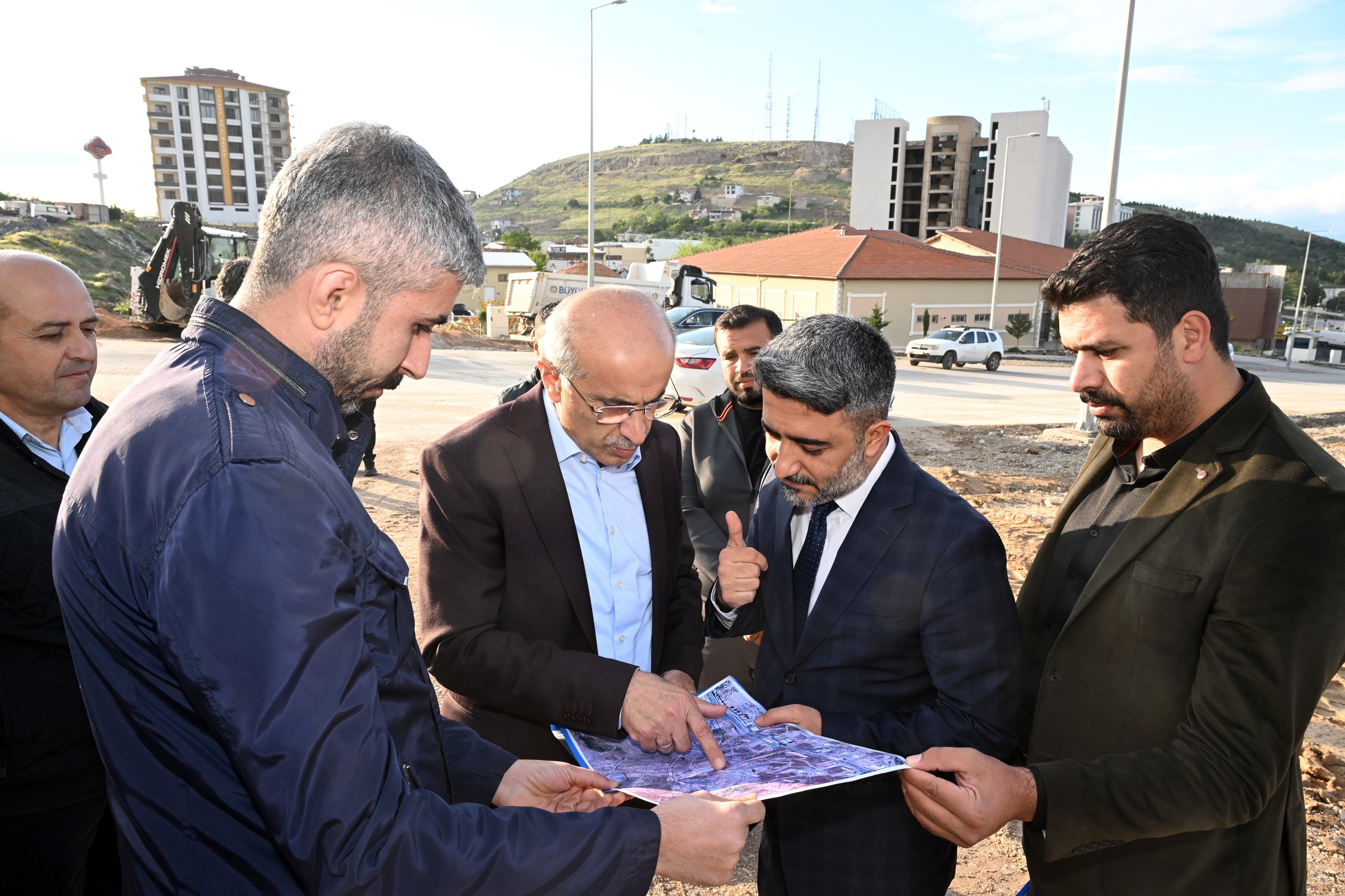 MBB Başkanı Sami Er Yol Çalışmalarını Yerinde İnceledi