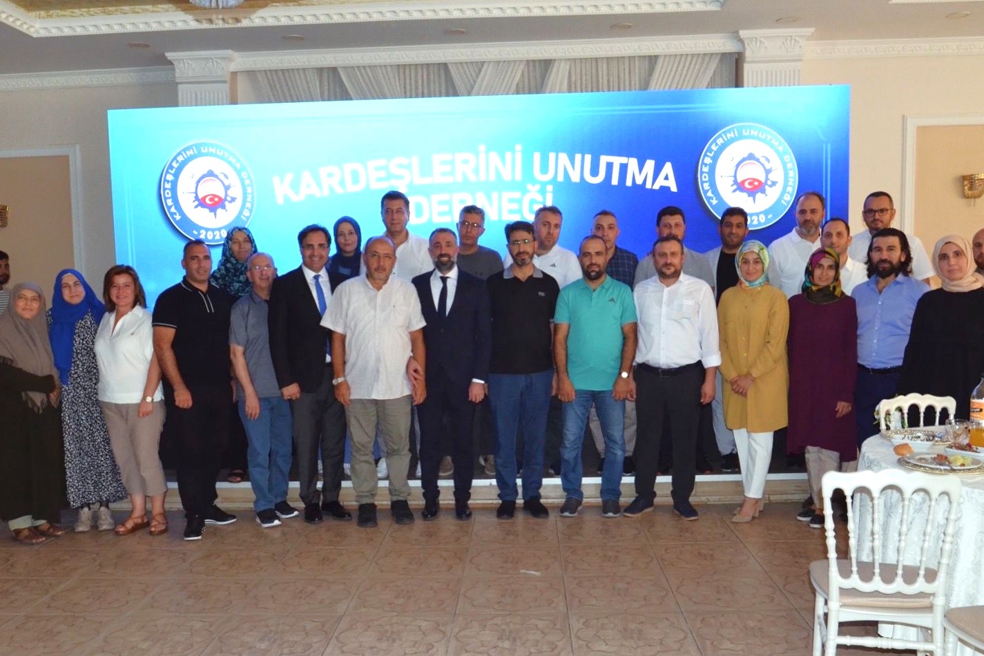 YUNUS ASLIM,YENİDEN BAŞKAN SEÇİLDİ