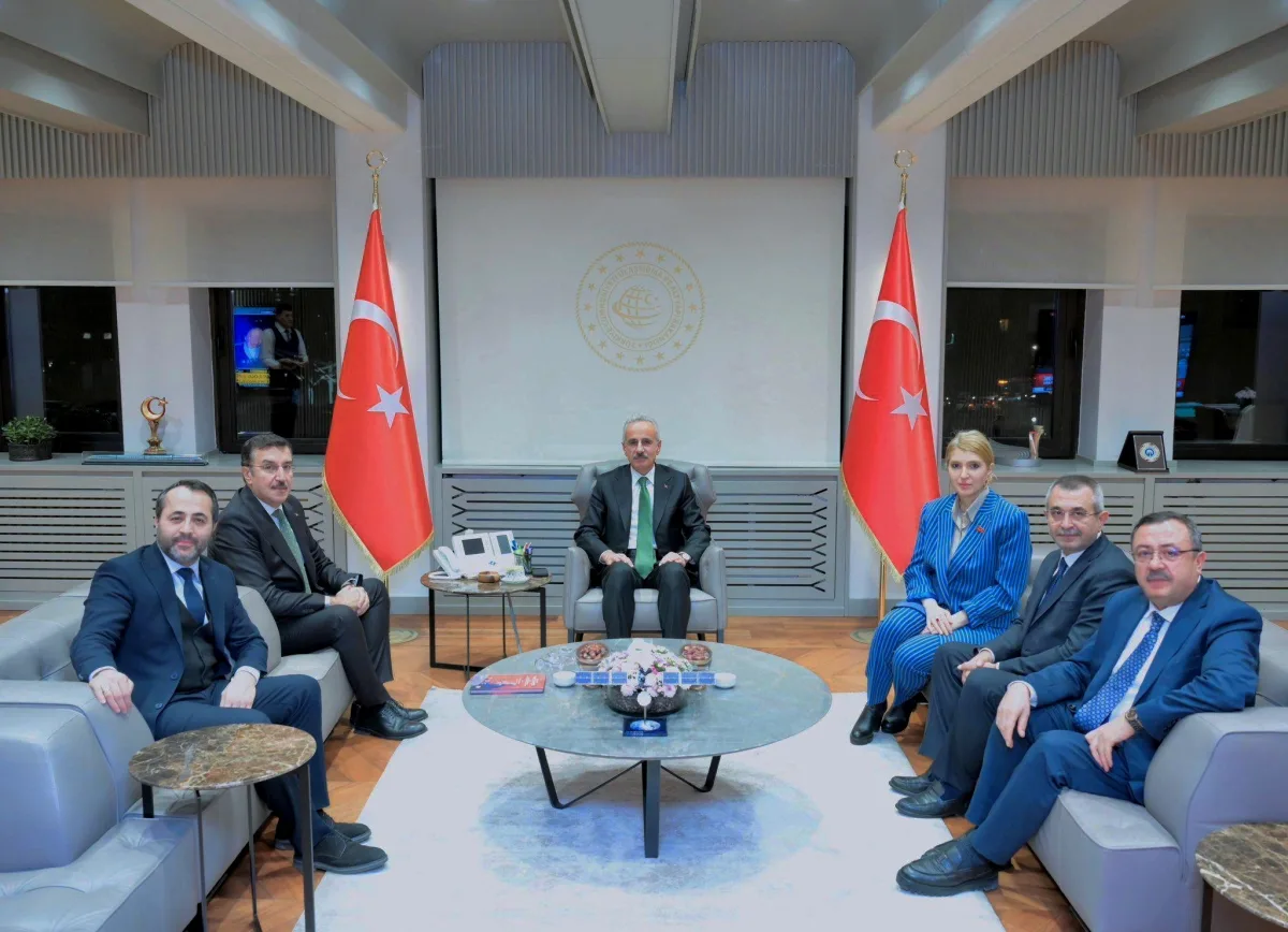 AK Parti Malatya Heyetinden Bakan Uraloğlu’na Ziyaret