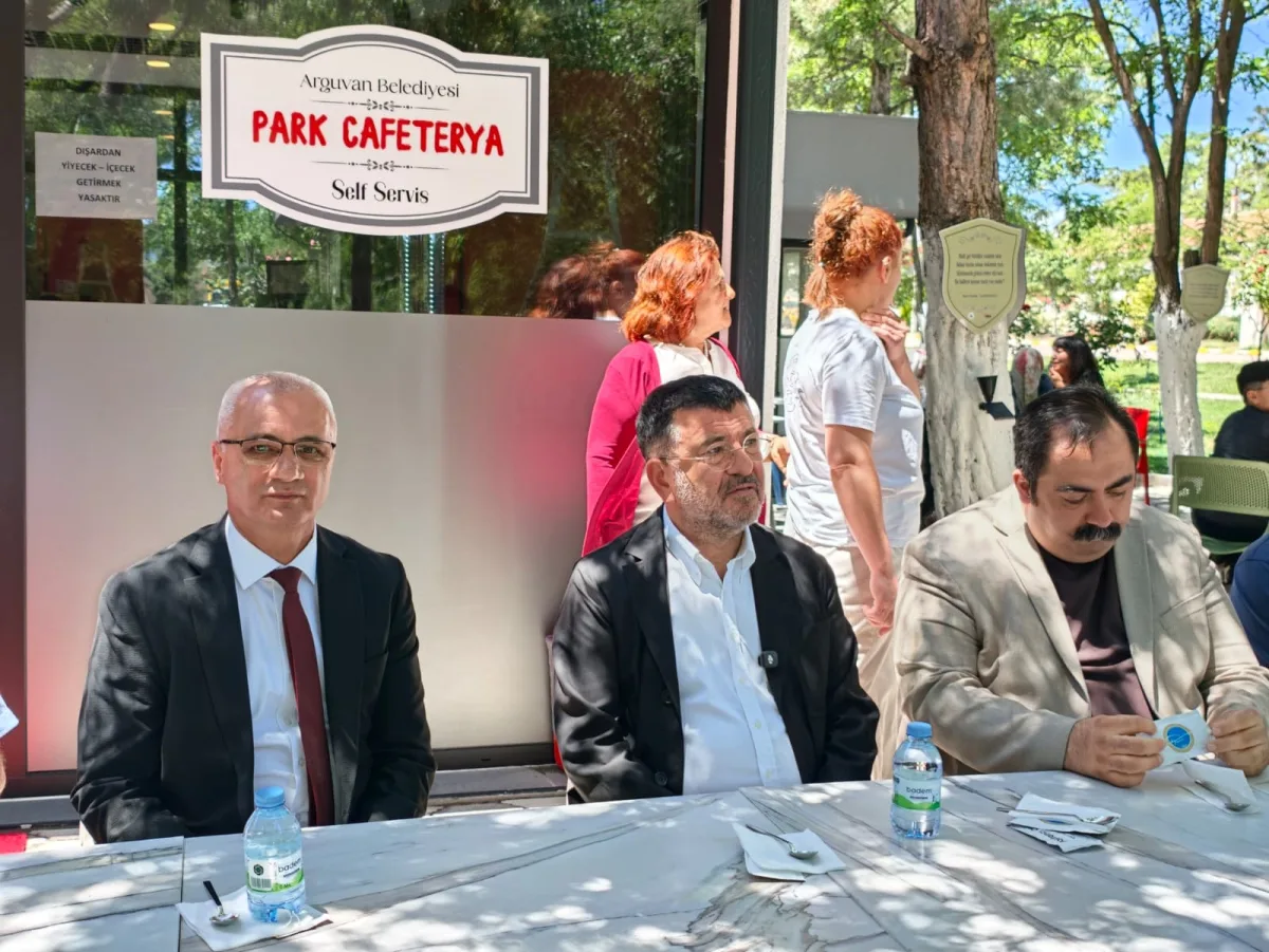 Arguvan’da Aşure Lokması Buluşması: Birlik ve Beraberlik Vurgusu