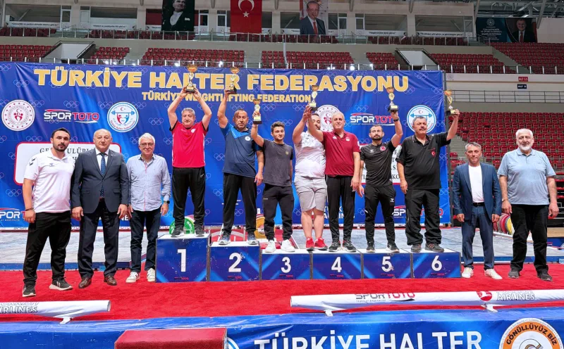 KARATAYLI HALTERCİLERDEN ÇİFTE BAŞARI (1)
